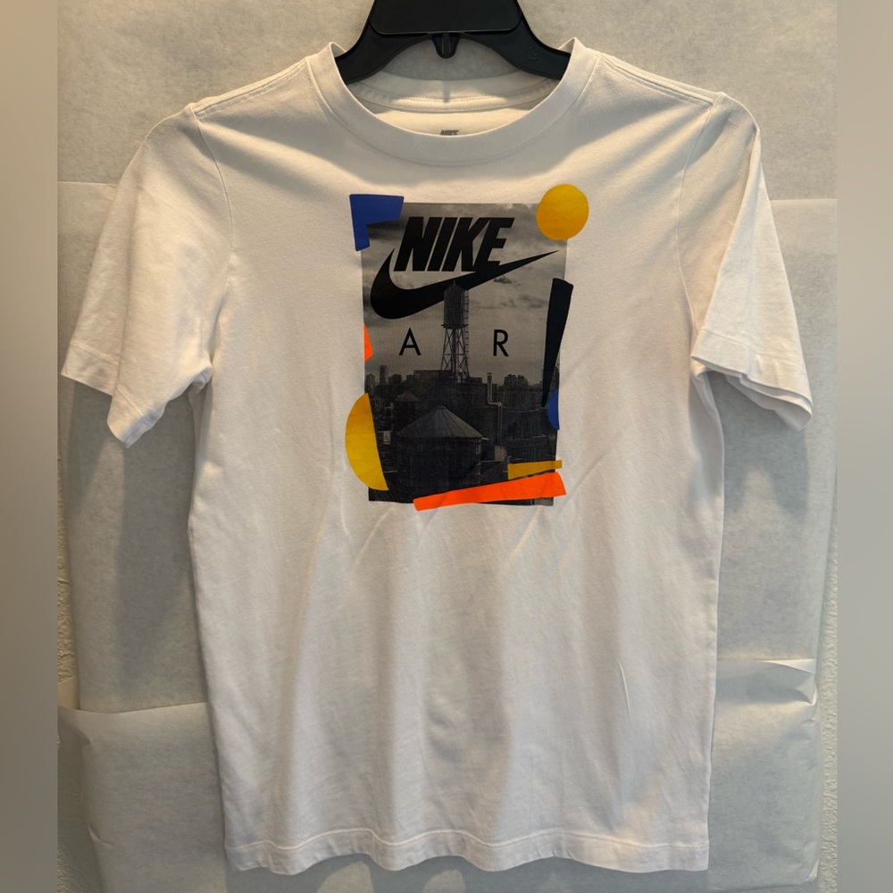 Nike Boys Tee with Logo Print, Size XL